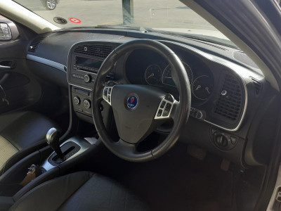 SAAB 9-3 FAMILIAR