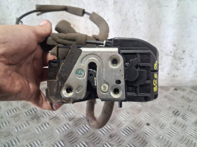 CERRADURA PUERTA TRASERA DERECHA