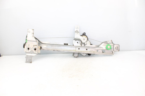 ELEVALUNAS TRASERO DERECHO 