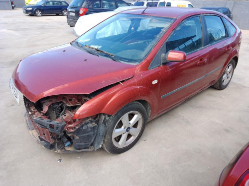 FORD FOCUS BERLINA (CB4) — vehículo donante para recambios 