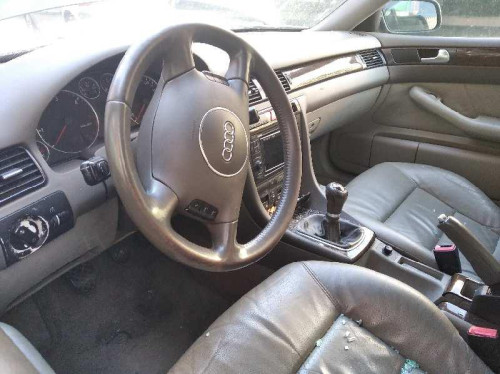  AUDI A6 BERLINA (4B2) 