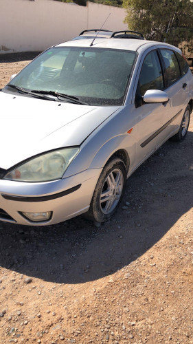 FORD FOCUS BERLINA (CAK) — vehículo donante para recambios 