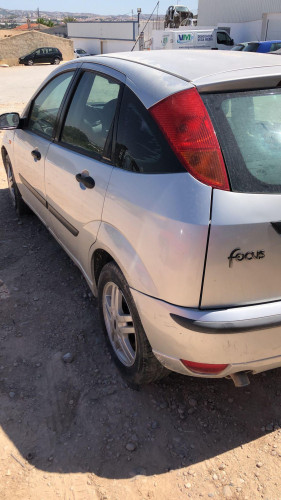 FORD FOCUS BERLINA (CAK) — vehículo donante para recambios 