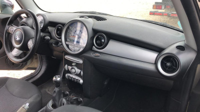 BMW MINI (R56)