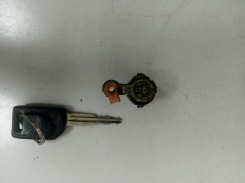 BOMBIN PUERTA DELANTERA DERECHA Mitsubishi GALANT BERLINA (EA0) 