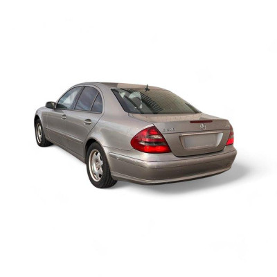 MERCEDES-BENZ CLASE E (BM 211) BERLINA