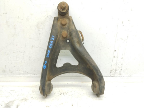 BRAZO SUSPENSION INFERIOR DELANTERO IZQUIERDO Renault MEGANE I CLASSIC (LA0) 