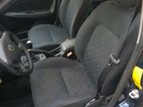  TOYOTA AVENSIS BERLINA (T22) 