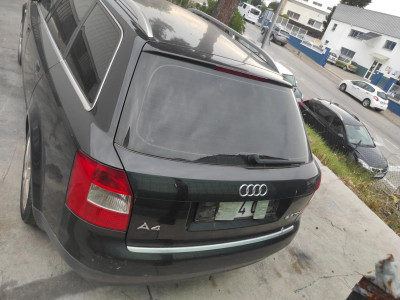AUDI A4 AVANT (8E)