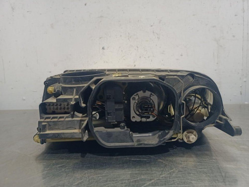  FARO DERECHO VOLKSWAGEN TOUAREG (7LA) 