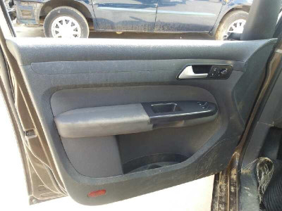 VOLKSWAGEN CADDY (2C)(08.2010)