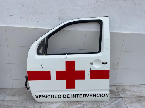 PUERTA DELANTERA IZQUIERDA Nissan NAVARA PICKUP (D40M) 