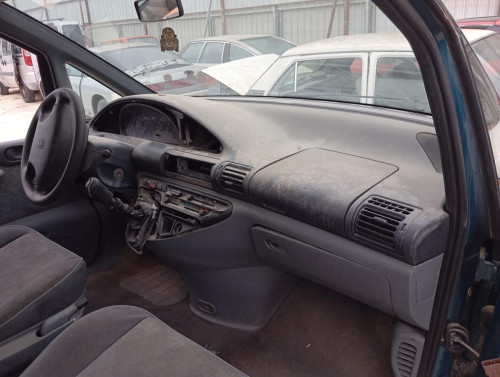  PEUGEOT 806 