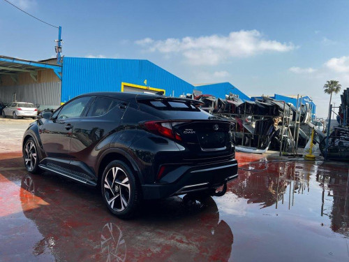 TOYOTA C-HR (X10) 
