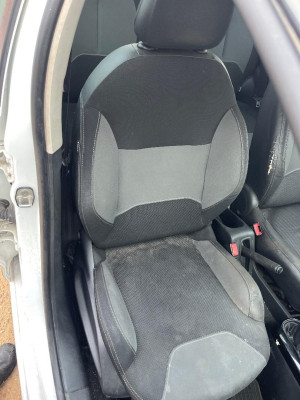 ASIENTO DELANTERO DERECHO