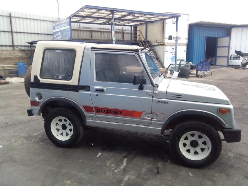  SUZUKI SAMURAI (SJ) 