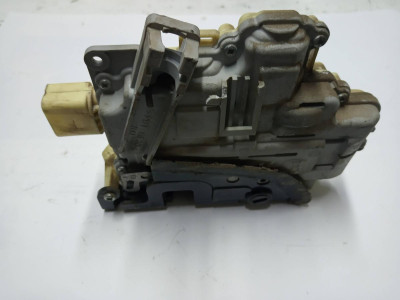CERRADURA PUERTA TRASERA DERECHA, VOLKSWAGEN, PASSAT VARIANT (3C5)