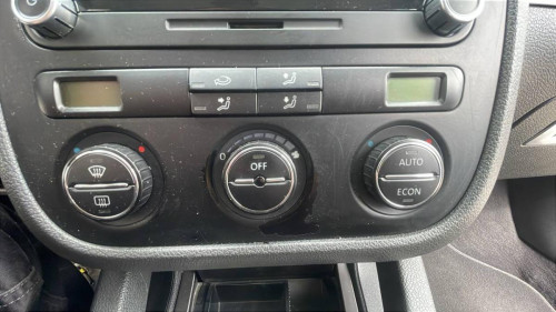 MANDO CLIMATIZADOR Volkswagen GOLF V (1K1)(10.2003) 