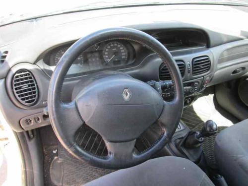 RENAULT MEGANE I FASE 2 BERLINA (BA0) 