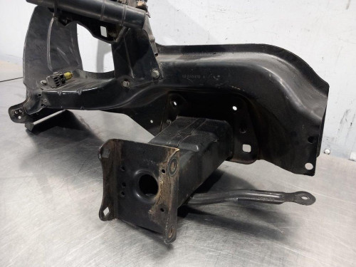 SOPORTE FARO IZQUIERDO Mercedes-Benz CLASE ML (BM 164) 