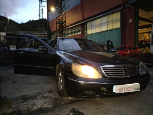  MERCEDES-BENZ CLASE S (BM 220) BERLINA 