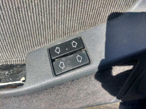  PEUGEOT 405 BERLINA 