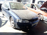 OPEL VECTRA B BERLINA