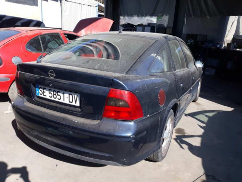  OPEL VECTRA B BERLINA 