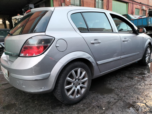  OPEL ASTRA H BERLINA 