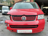 VOLKSWAGEN T5 TRANSPORTER BUS (7H)