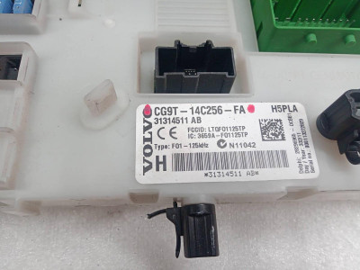 CAJA RELES / FUSIBLES, VOLVO, XC70