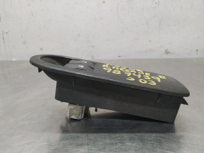 MANDO ELEVALUNAS DELANTERO IZQUIERDO, RENAULT, MEGANE II BERLINA 3P