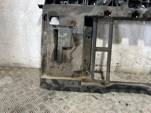 PANEL FRONTAL 