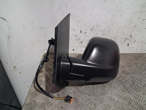 RETROVISOR IZQUIERDO 