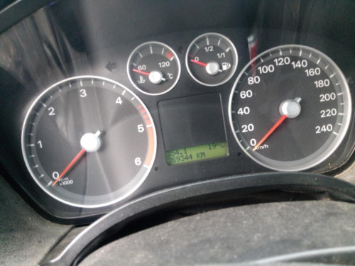  FORD FOCUS BERLINA (CAP) 