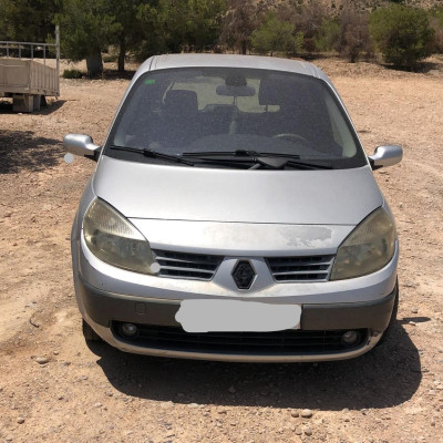RENAULT SCENIC II (JM)