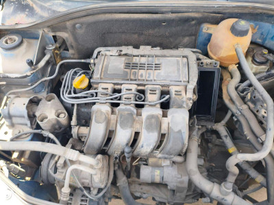 RENAULT CLIO II FASE II (B/CB0)