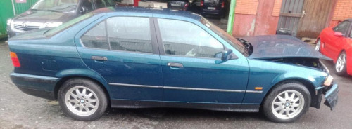  BMW SERIE 3 BERLINA (E36) 