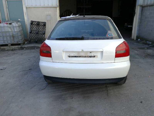 AUDI A3 (8L) — vehículo donante para recambios 