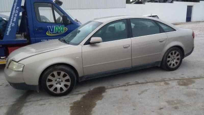 AUDI A6 BERLINA (4B2)