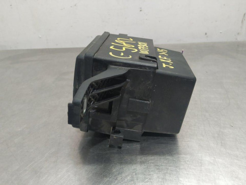 CAJA RELES / FUSIBLES JAGUAR XF 