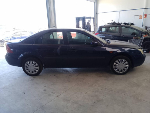 FORD MONDEO BERLINA (GE) — vehículo donante para recambios 