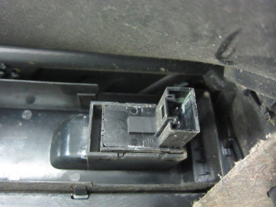 MANDO ELEVALUNAS DELANTERO DERECHO, VOLKSWAGEN, GOLF VI (5K1)(10.2008)