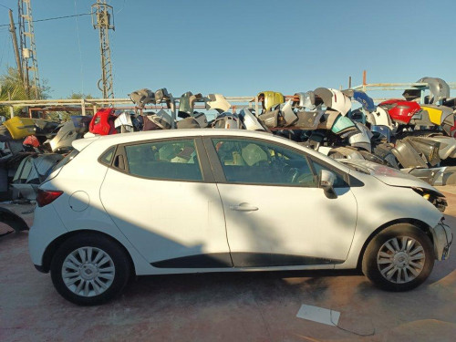  RENAULT CLIO IV 