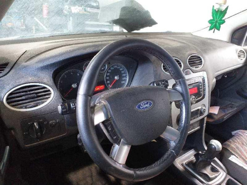  FORD FOCUS BERLINA (CAP) 