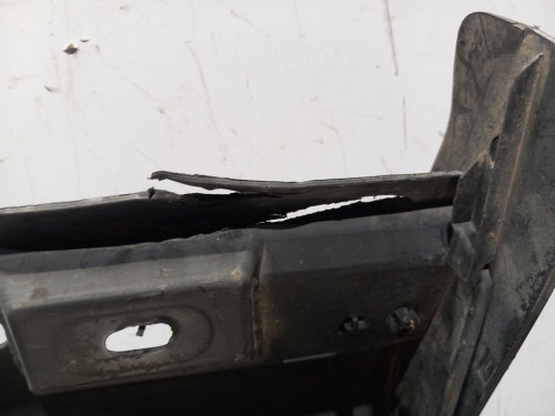  FALDON LATERAL FORD FOCUS SPORTBREAK (CEW) 