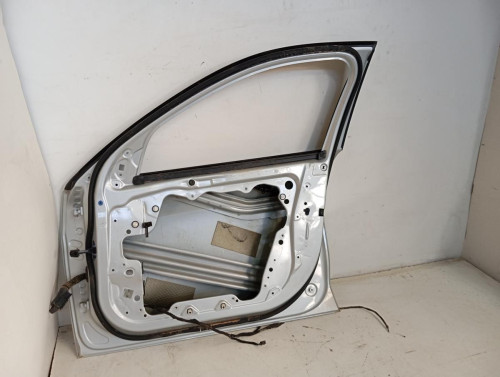 PUERTA DELANTERA DERECHA BMW SERIE 1 BERLINA (F40) 