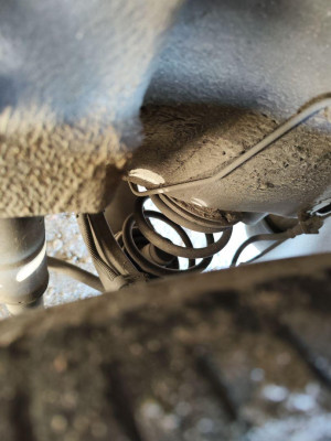 AMORTIGUADOR TRASERO IZQUIERDO