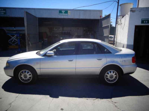  AUDI A4 BERLINA (B5) 