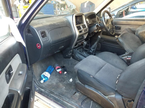  NISSAN PICKUP (D22) 